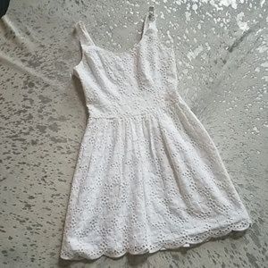 Lilly Pulitzer Dresses - New Lilly Pulitzer Calhoun Eyelet Dress 68501 Lilly Pulitzer Dresses - New Lilly Pulitzer Calhoun Eyelet Dress 68501